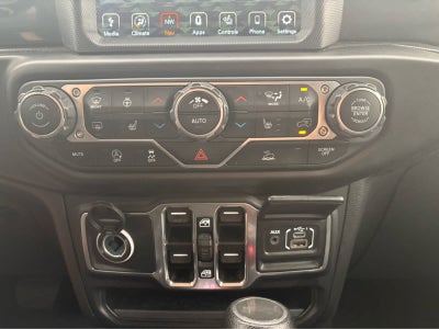 2023 Jeep Wrangler Sport Altitude