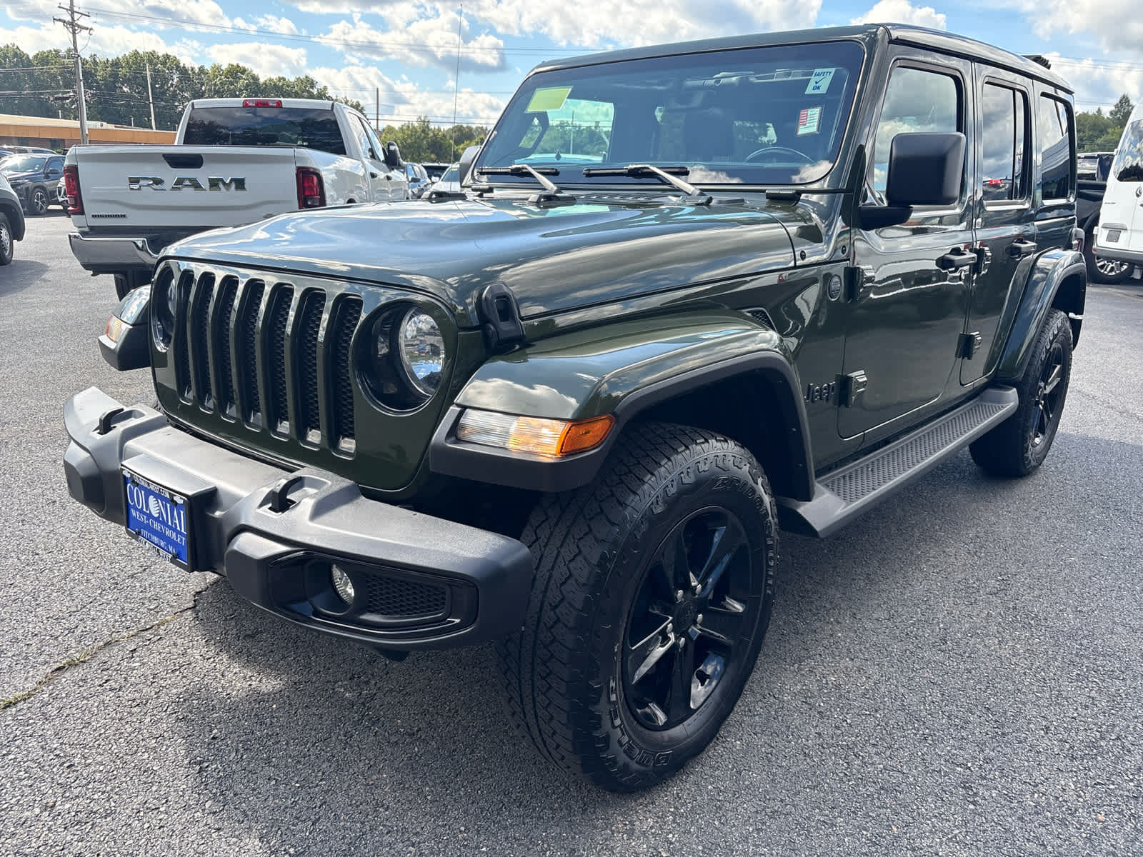 2023 Jeep Wrangler Sahara Altitude