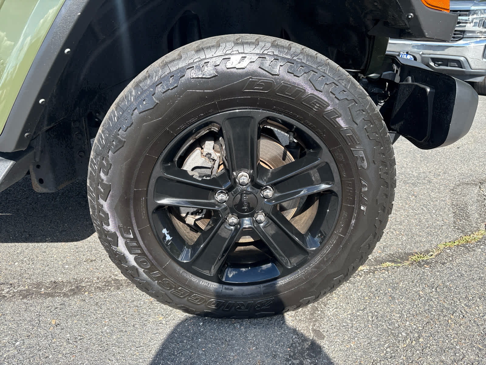 2023 Jeep Wrangler Sahara Altitude