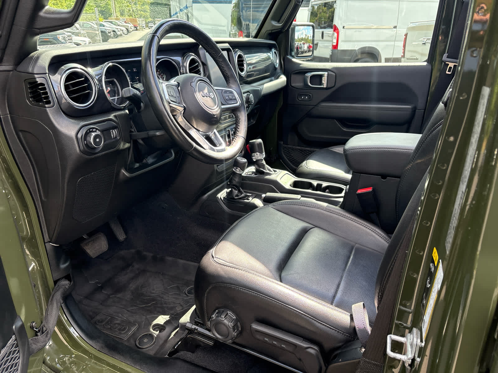 2023 Jeep Wrangler Sahara Altitude