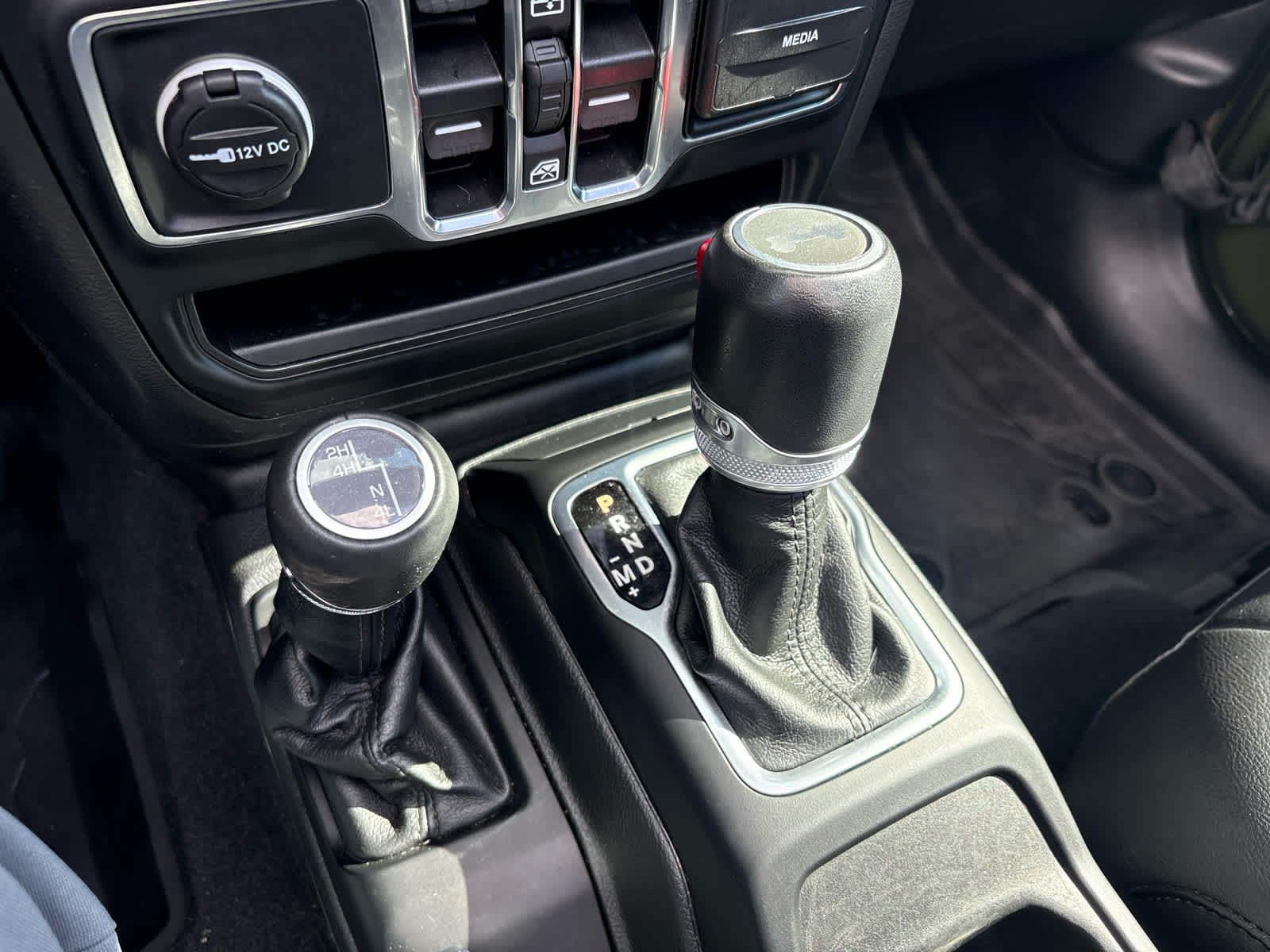 2023 Jeep Wrangler Sahara Altitude