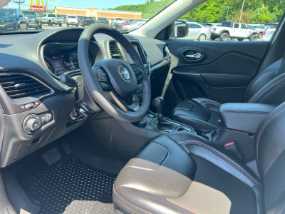2022 Jeep Cherokee Trailhawk