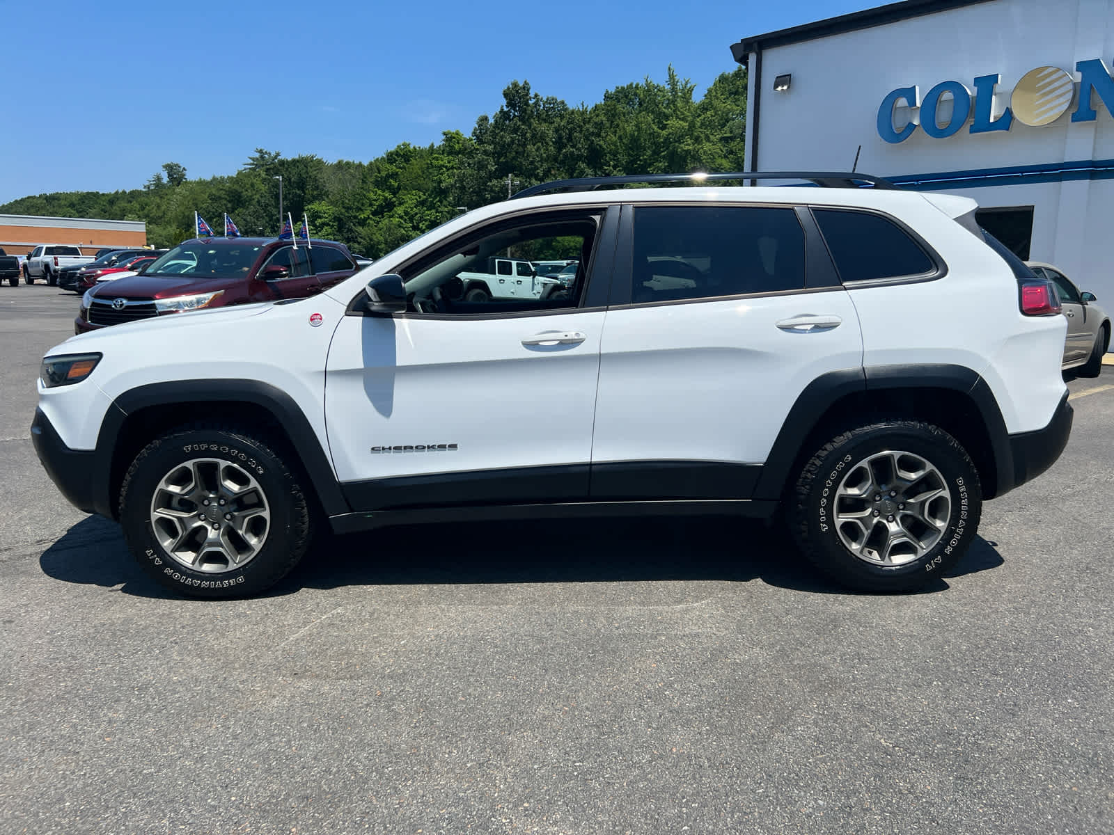 2022 Jeep Cherokee Trailhawk