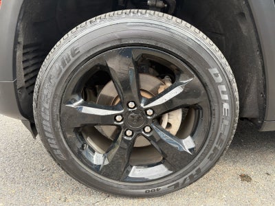 2023 Jeep Grand Cherokee Base