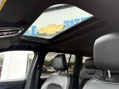 2023 Jeep Grand Cherokee Base