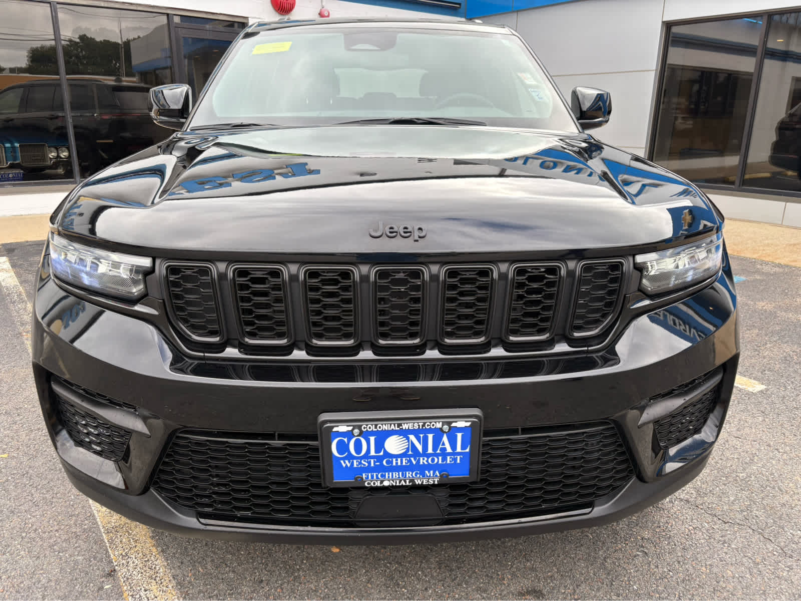 2023 Jeep Grand Cherokee Base