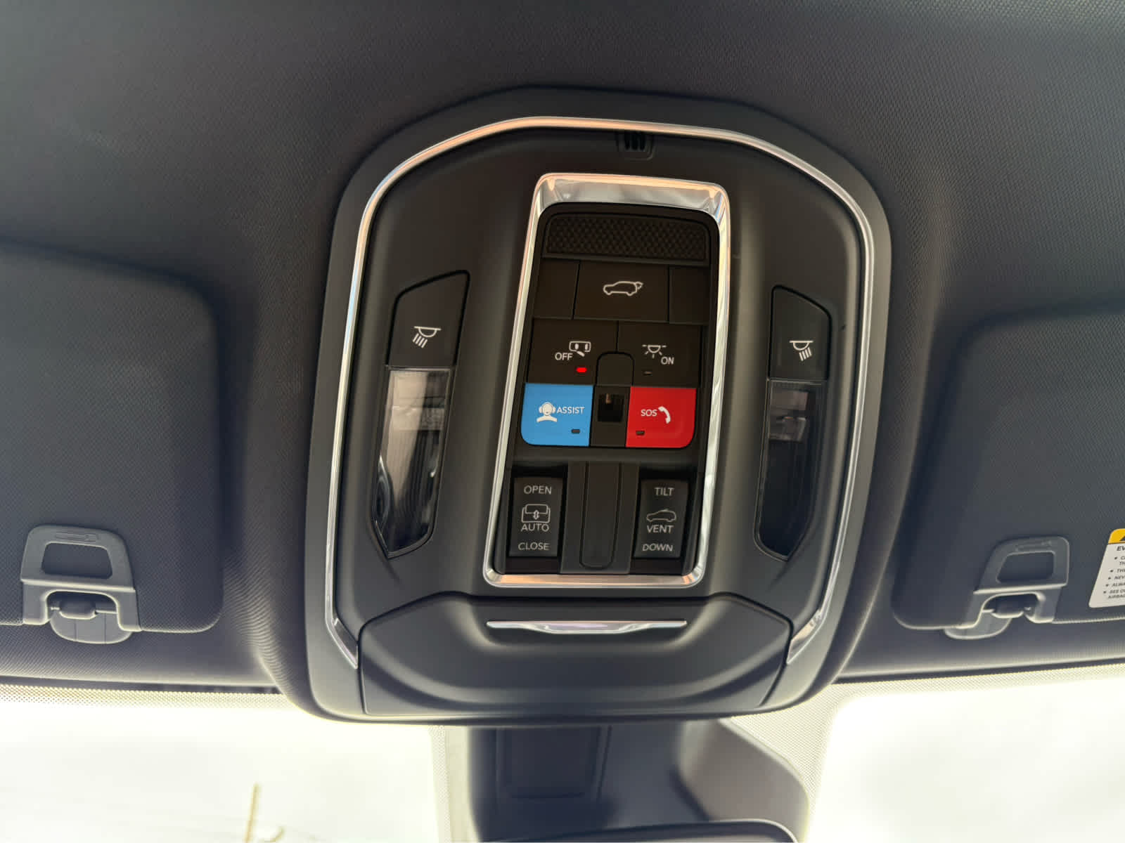 2023 Jeep Grand Cherokee Base