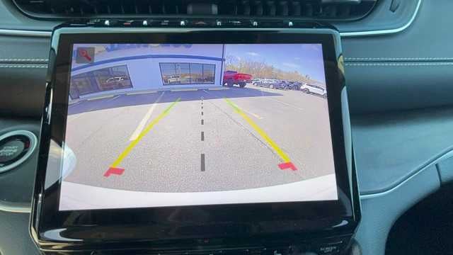 2023 Jeep Grand Cherokee Base