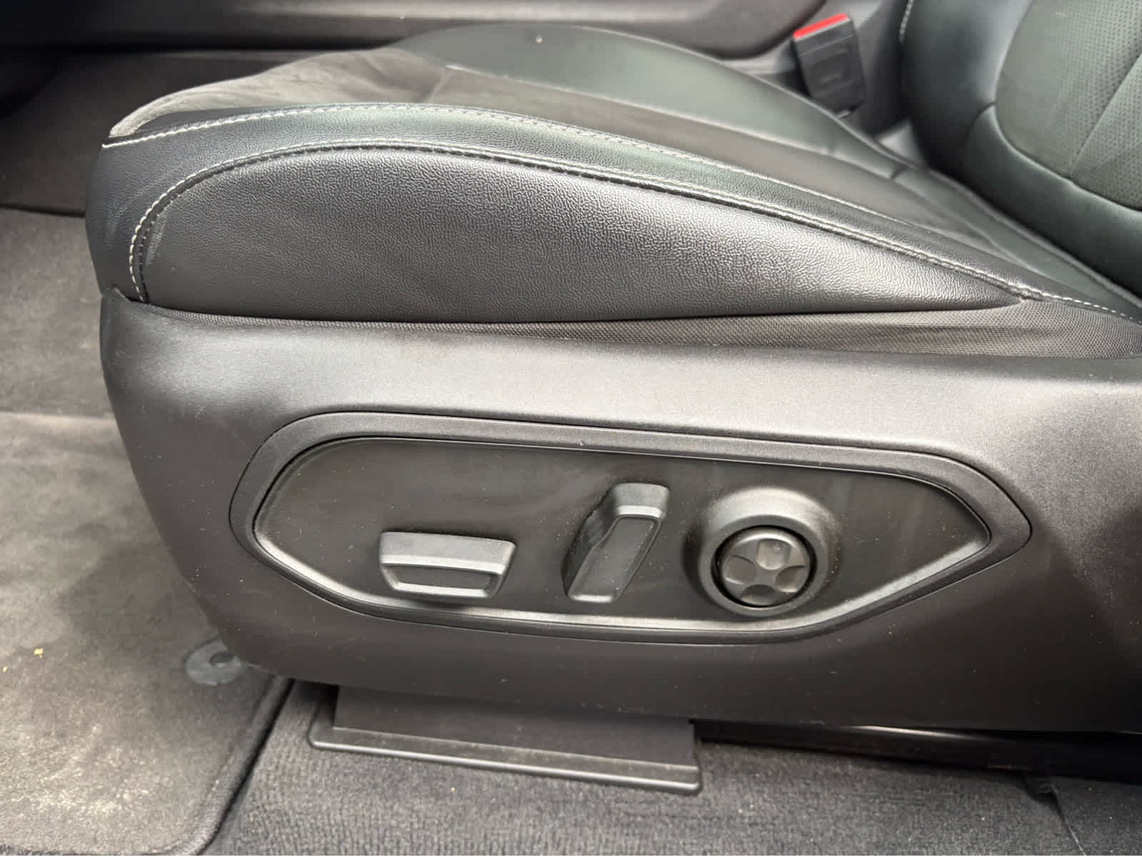 2023 Jeep Grand Cherokee L Altitude X
