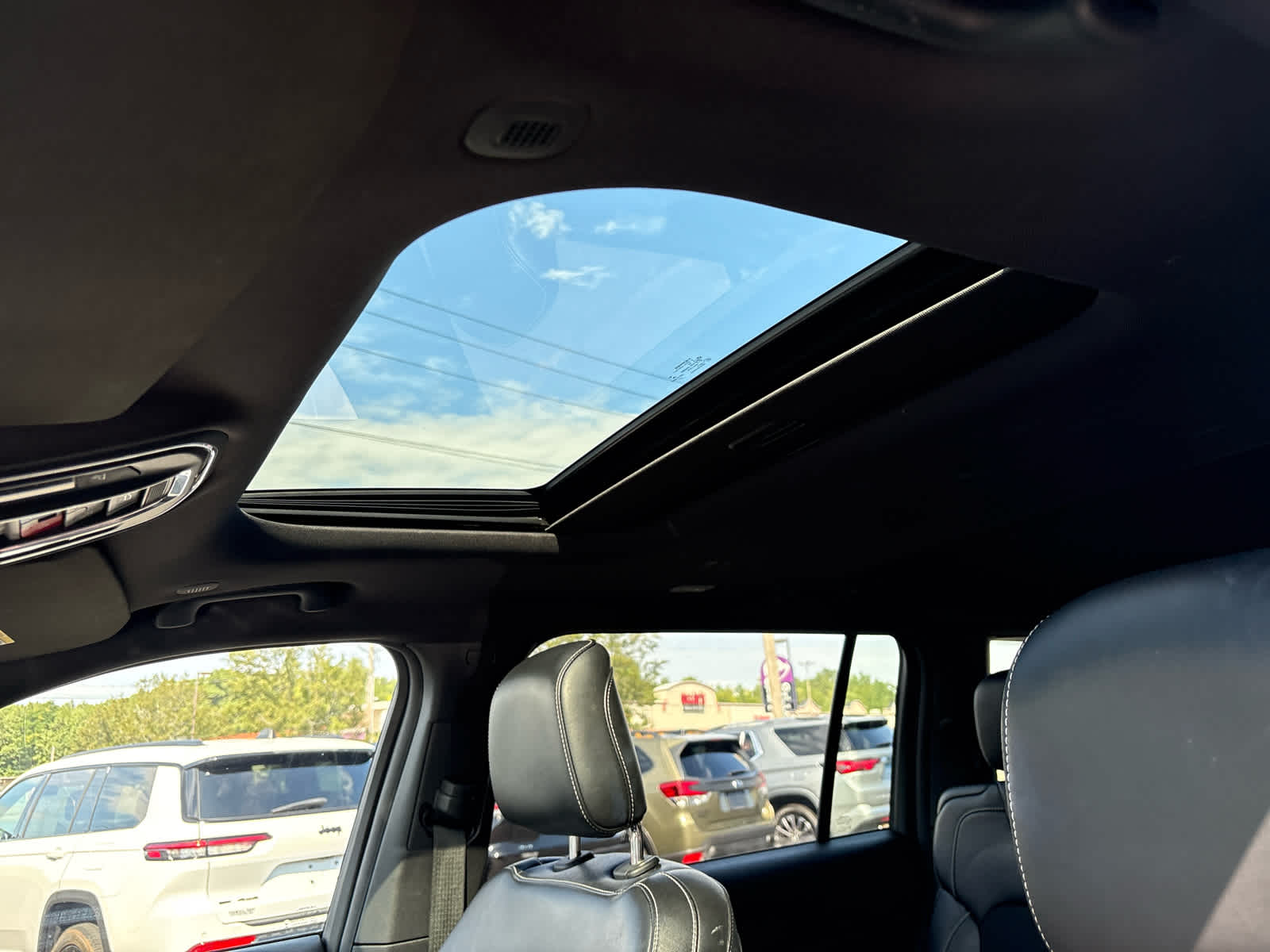 2023 Jeep Grand Cherokee L Altitude
