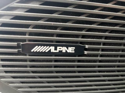 2023 Jeep Wagoneer Base