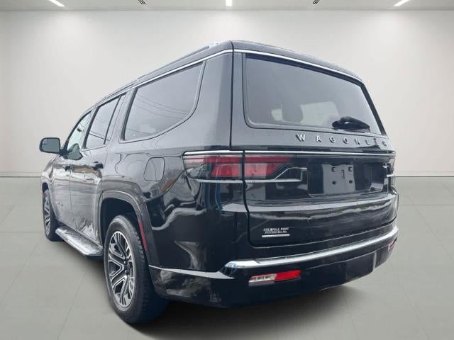 2023 Jeep Wagoneer Base