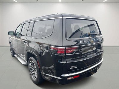 2023 Jeep Wagoneer Base