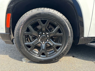 2023 Jeep Wagoneer Series II Carbide