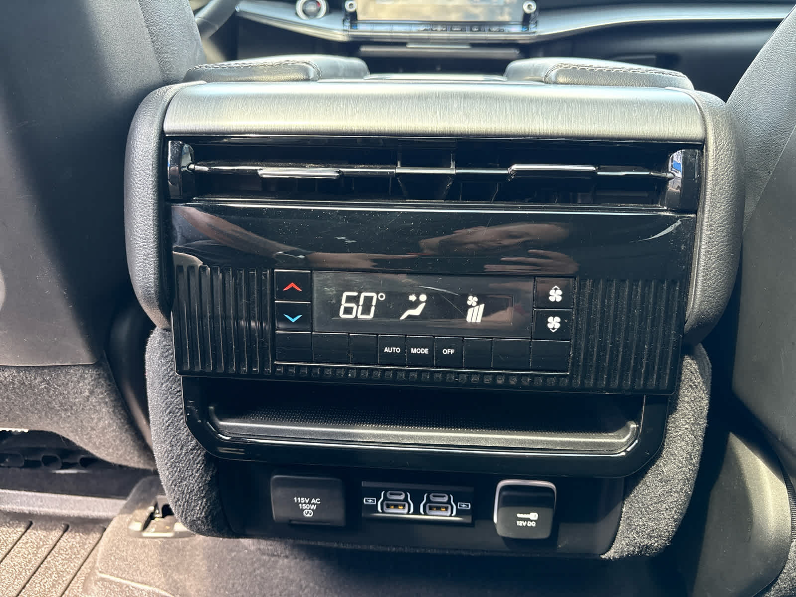 2023 Jeep Wagoneer Series II Carbide
