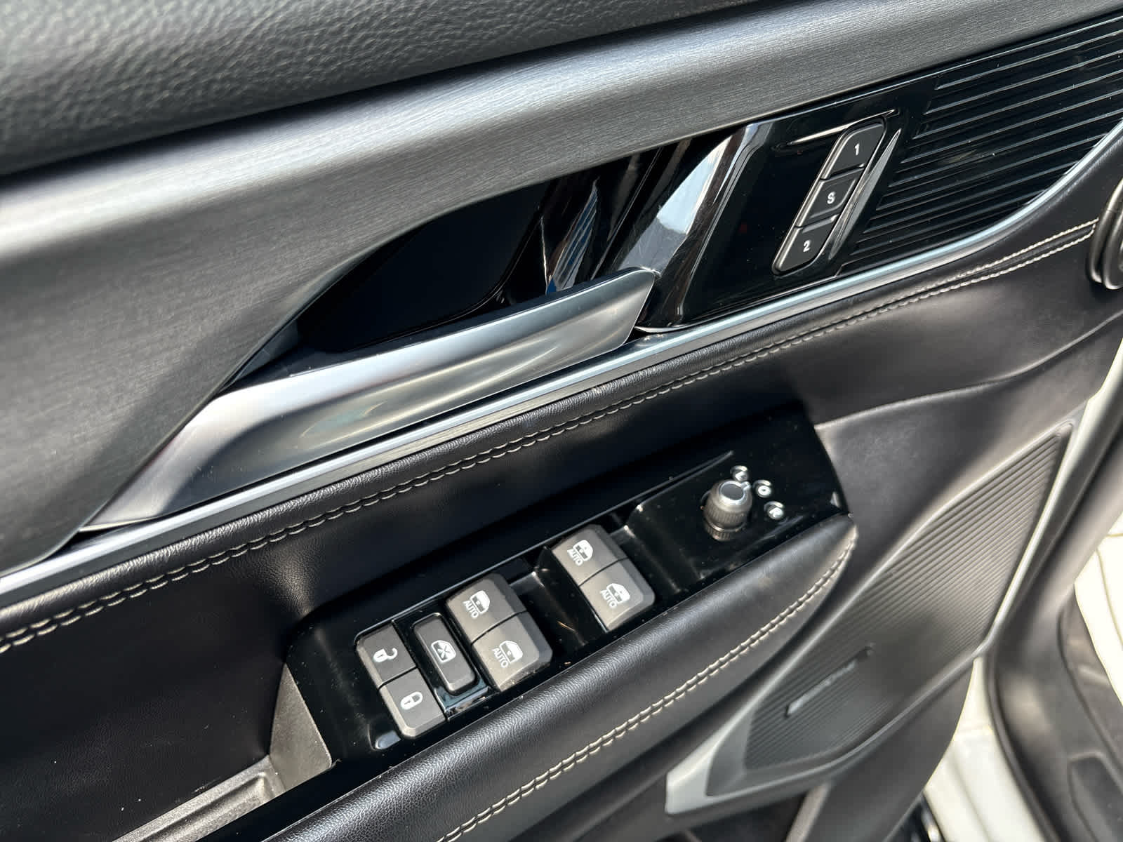 2023 Jeep Wagoneer Series II Carbide
