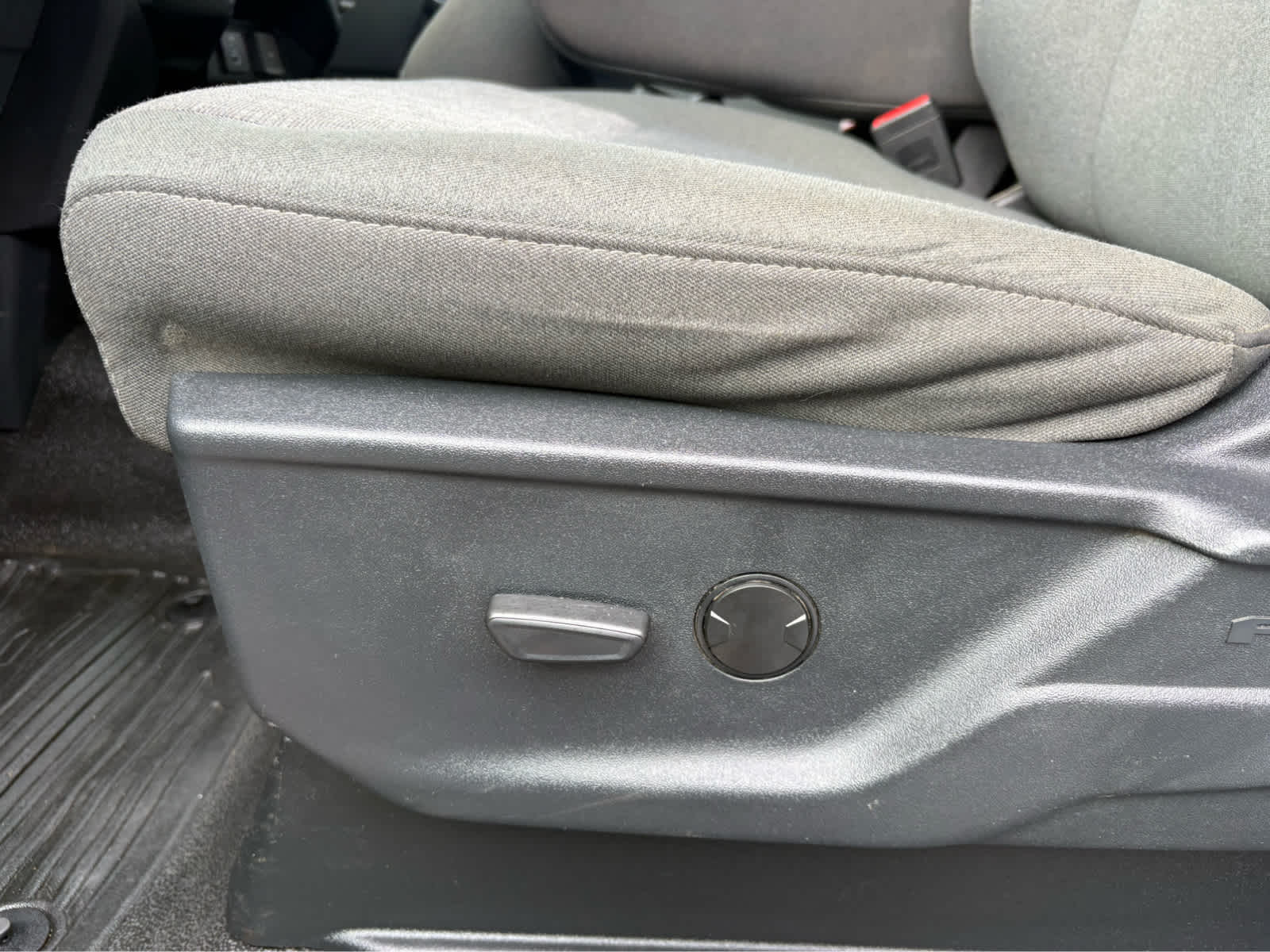 2024 Ford Super Duty F-350 SRW XL