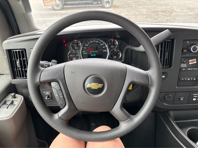 2025 Chevrolet Express Cutaway 3500 Base
