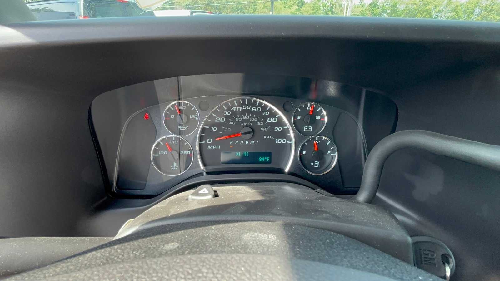 2024 Chevrolet Express Cutaway 3500 Base