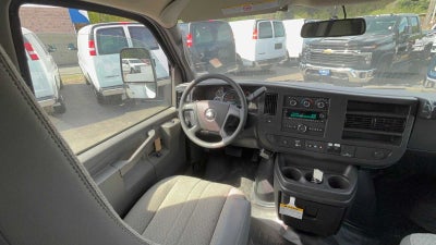 2024 Chevrolet Express Cutaway 3500 Base