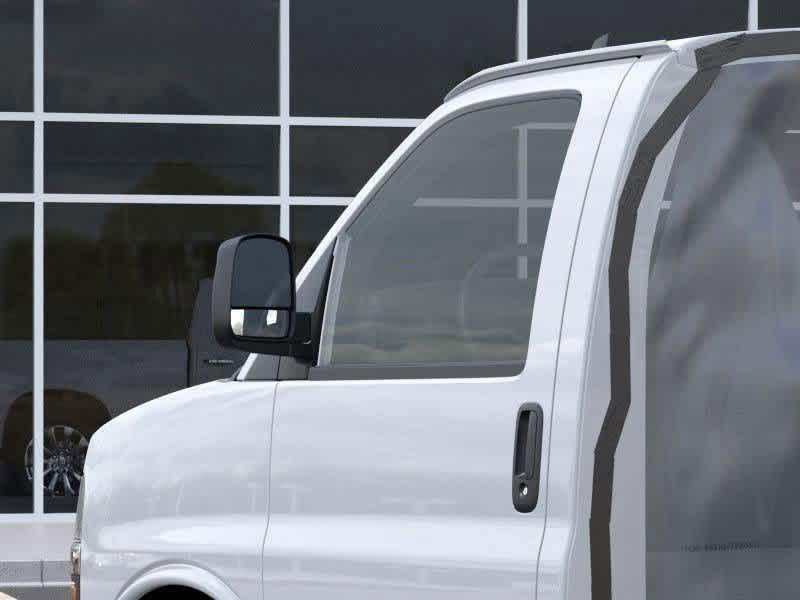 2025 Chevrolet Express Cutaway 3500 Base