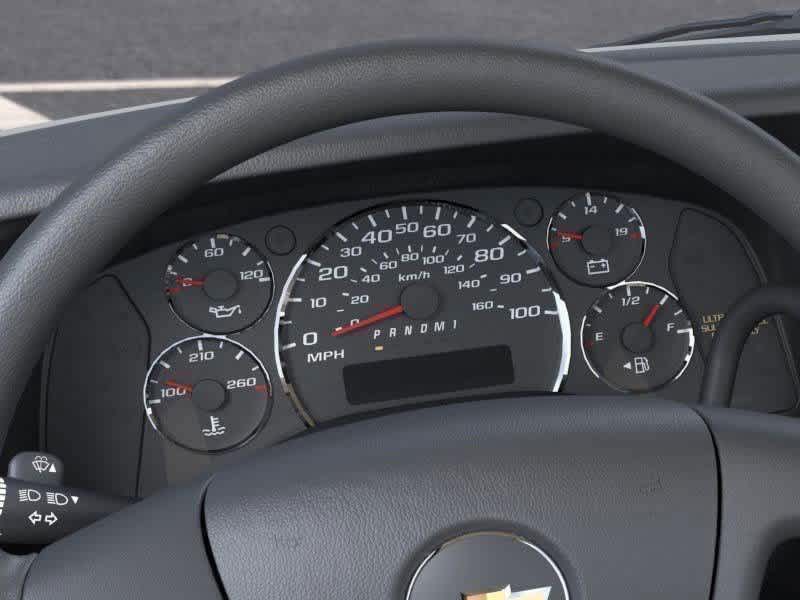 2025 Chevrolet Express Cutaway 3500 Base