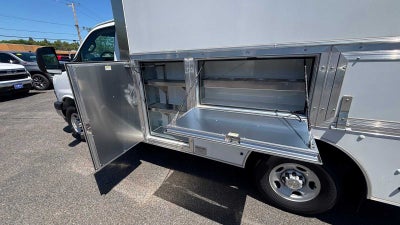 2025 Chevrolet Express Cutaway 3500 Base