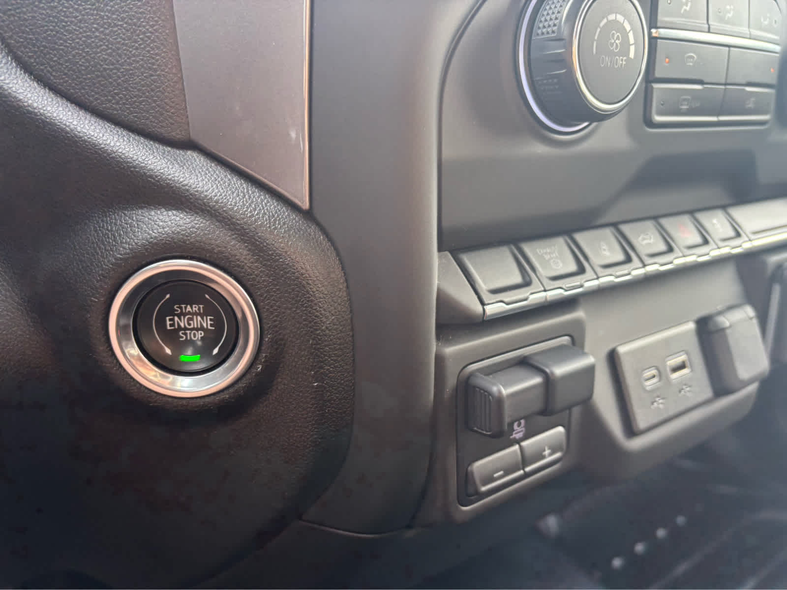2024 Chevrolet Silverado 3500 HD Base