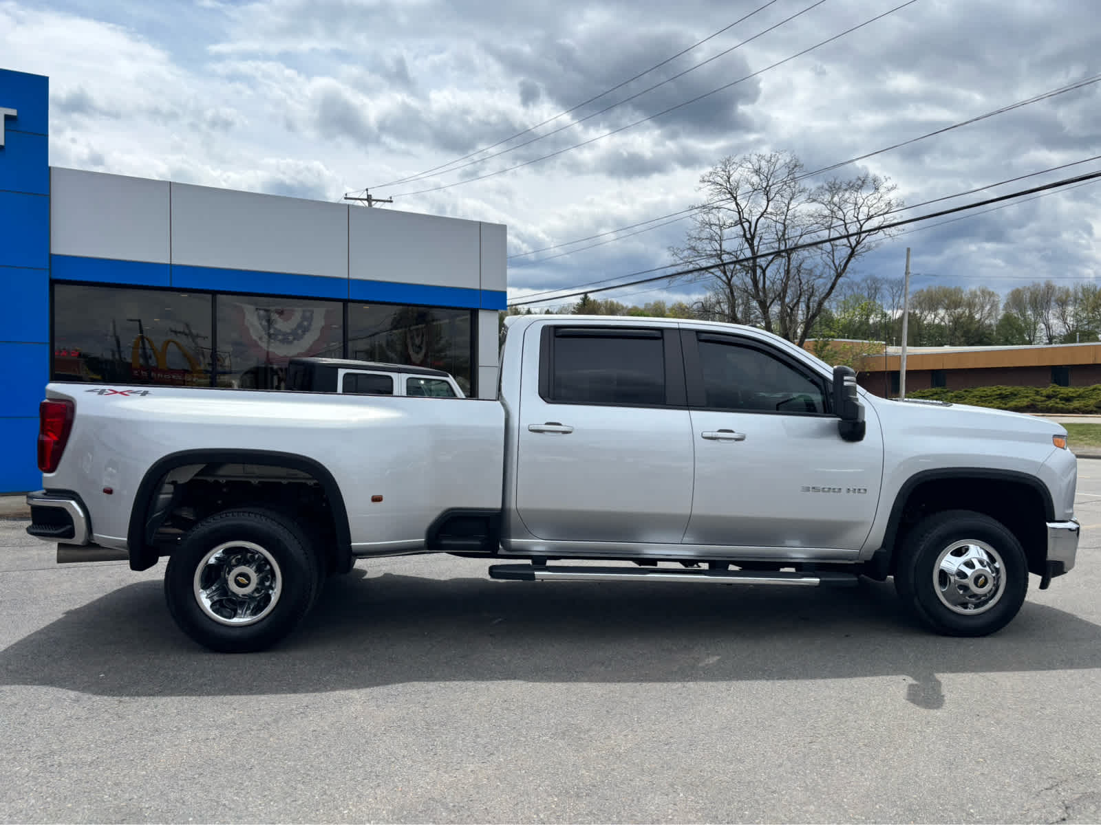 2022 Chevrolet Silverado 3500 HD LT DRW