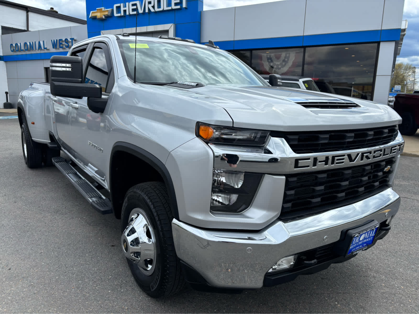 2022 Chevrolet Silverado 3500 HD LT DRW