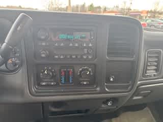 2005 Chevrolet Silverado 1500 LS