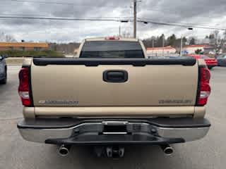 2005 Chevrolet Silverado 1500 LS