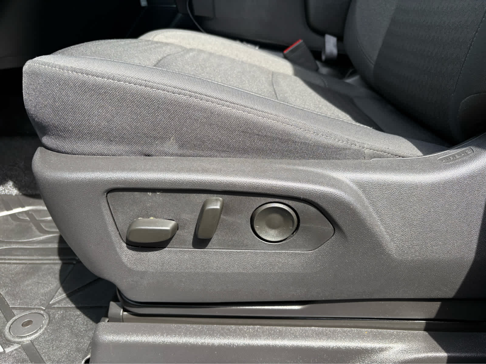 2025 Chevrolet Silverado 1500 Base