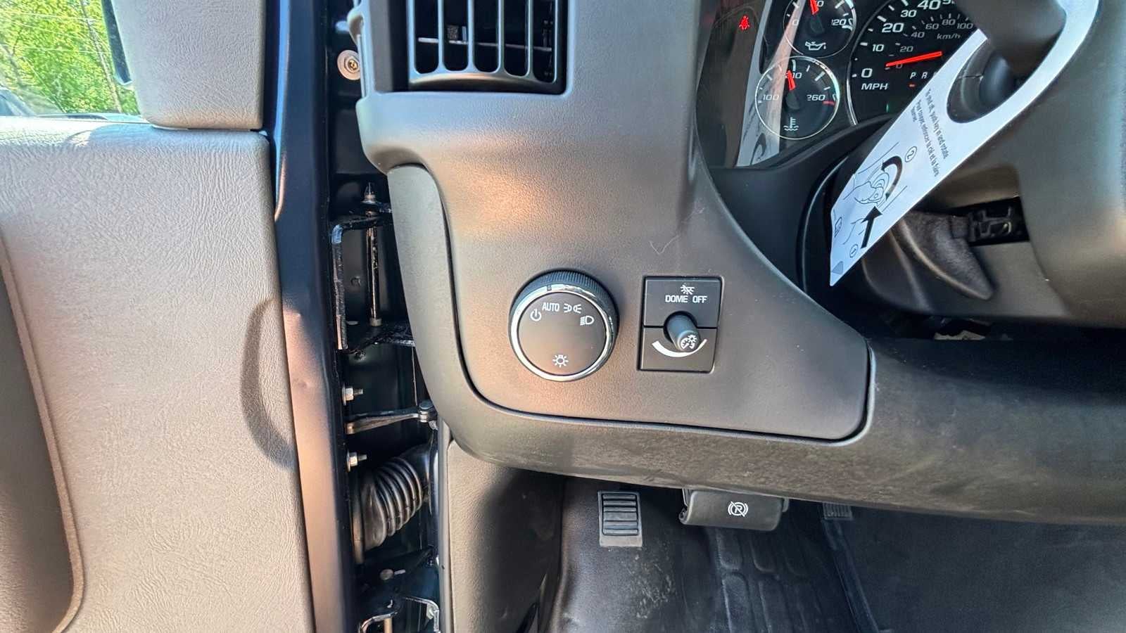 2026 Chevrolet Express Cargo Base