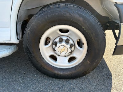 2024 Chevrolet Express Cargo 2500 Base