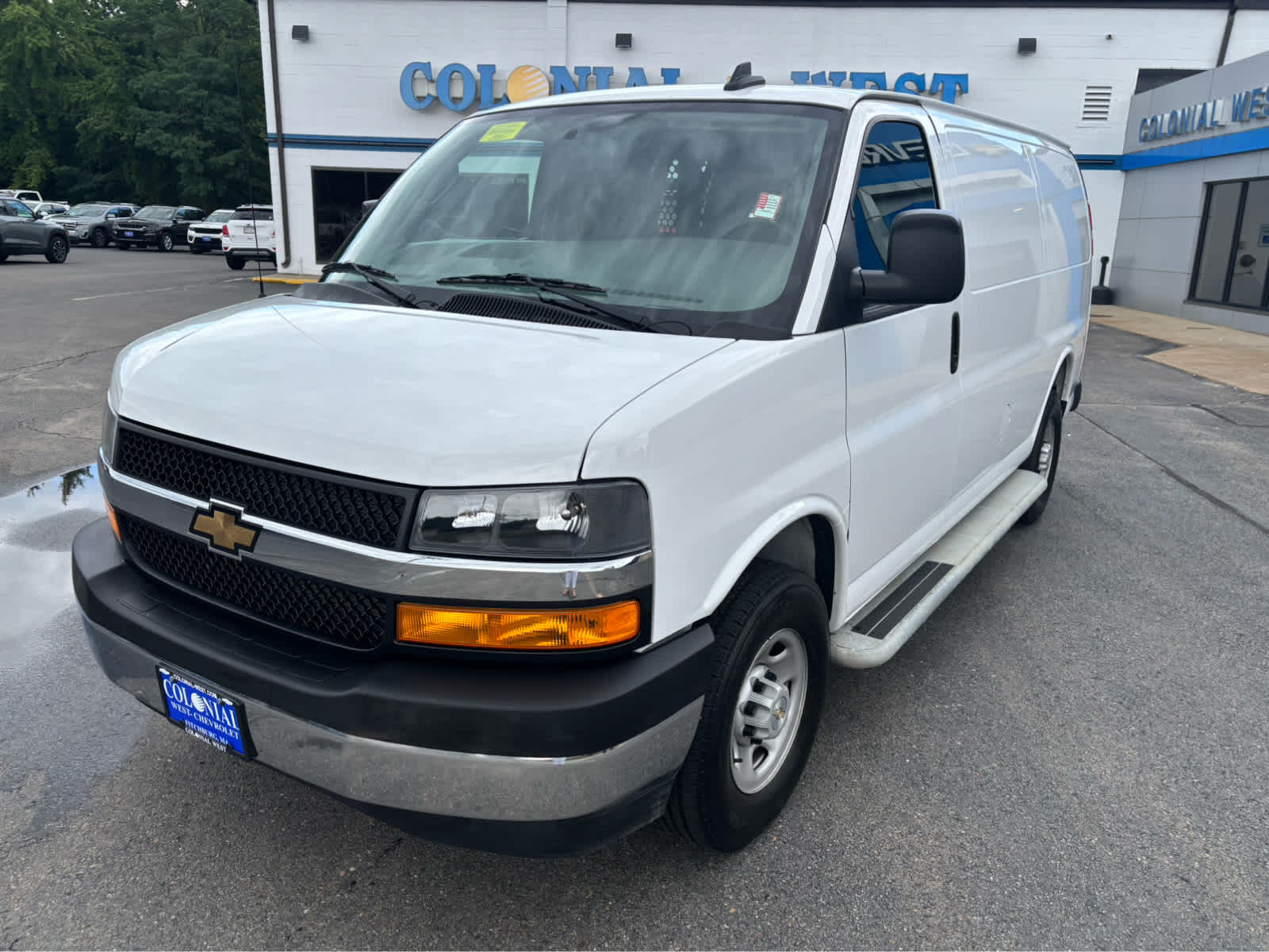 2025 Chevrolet Express Cargo Base