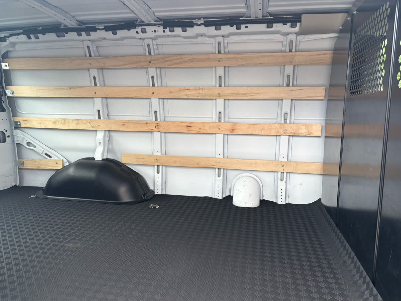 2025 Chevrolet Express Cargo Base