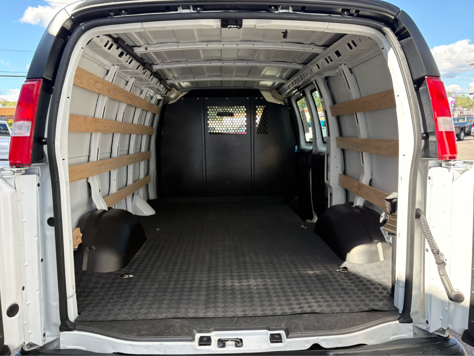 2025 Chevrolet Express Cargo Base