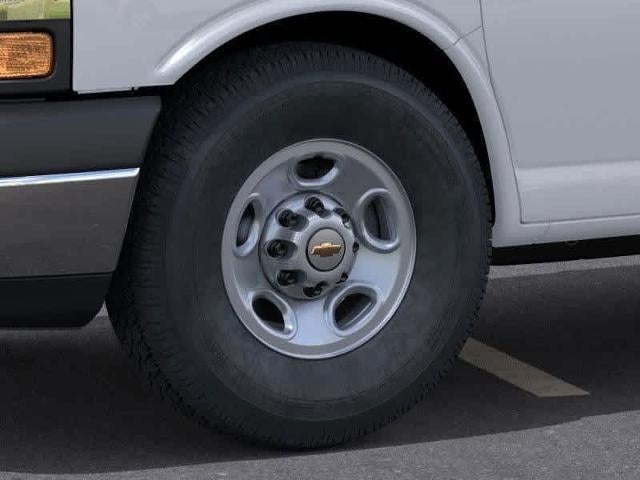 2025 Chevrolet Express Cargo Base