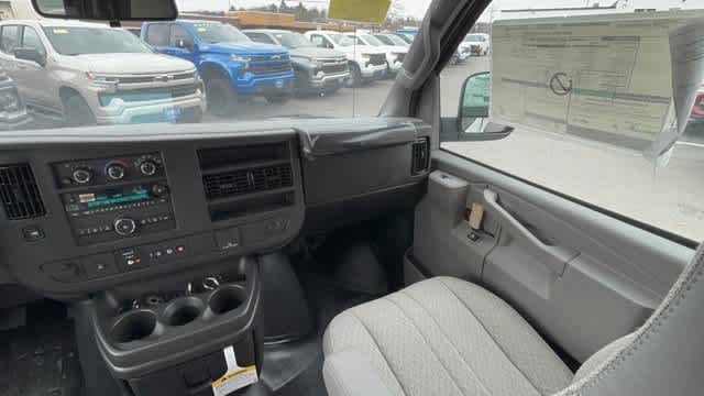 2025 Chevrolet Express Cargo Base
