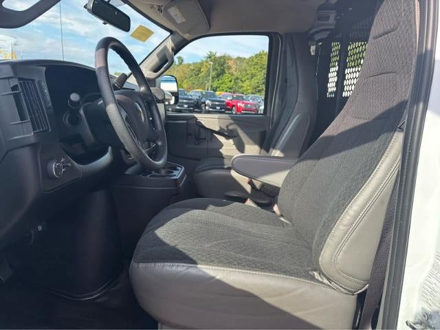 2024 Chevrolet Express Cargo 2500 Base