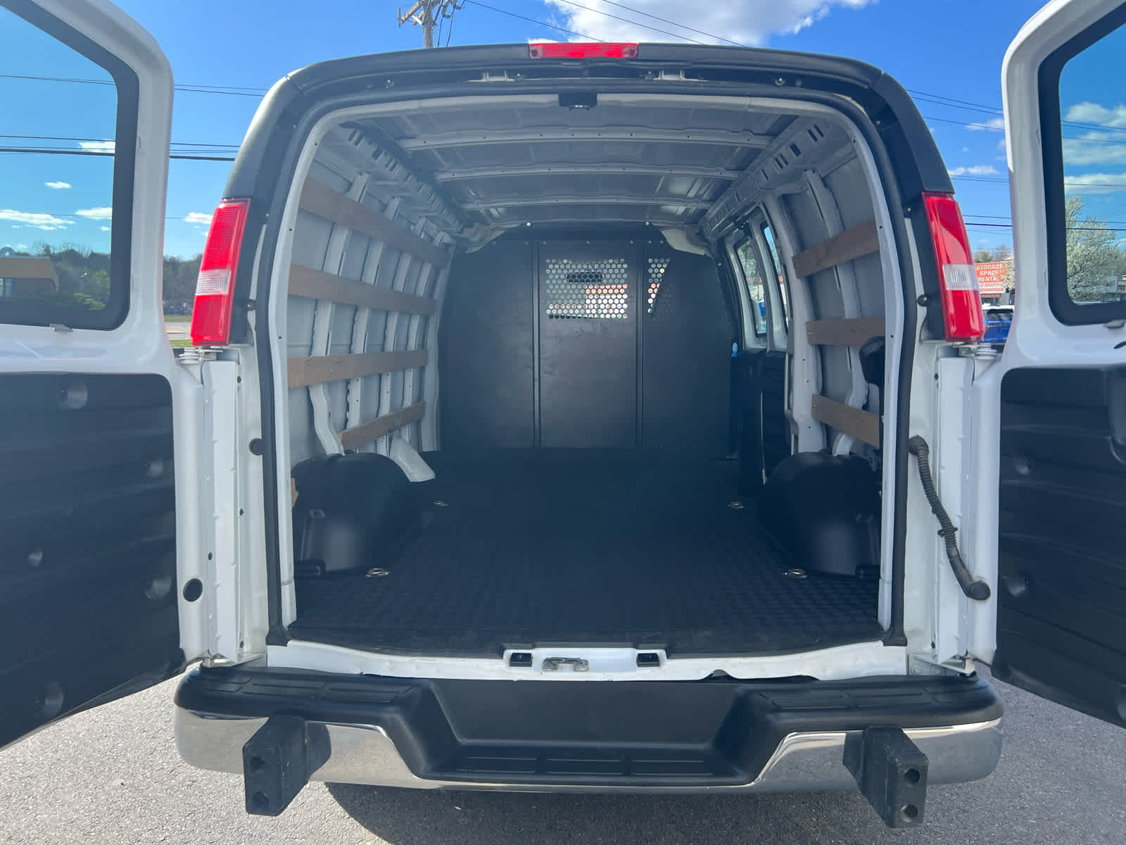 2024 Chevrolet Express Cargo 2500 Base