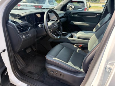 2024 GMC Acadia AT4