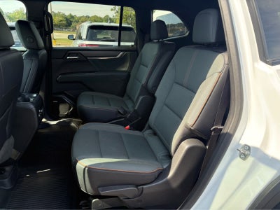 2024 GMC Acadia AT4