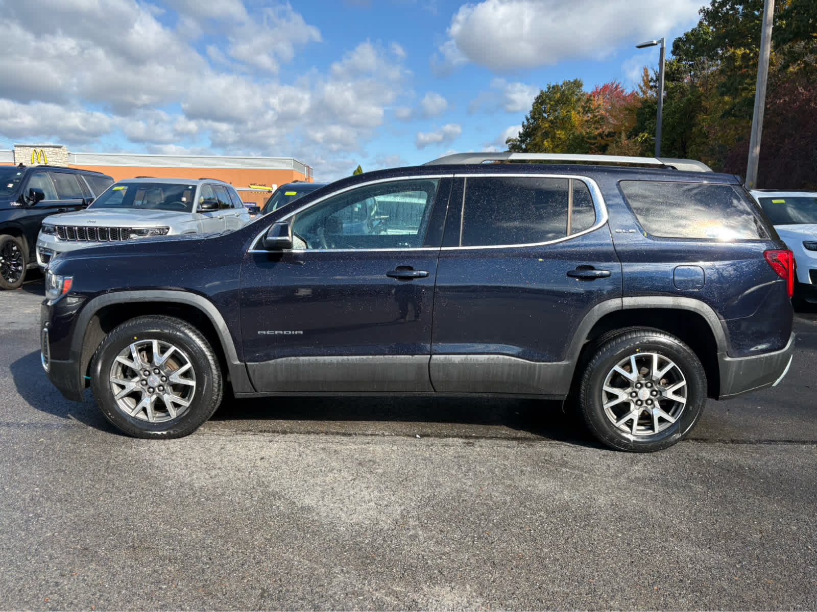 2021 GMC Acadia Base