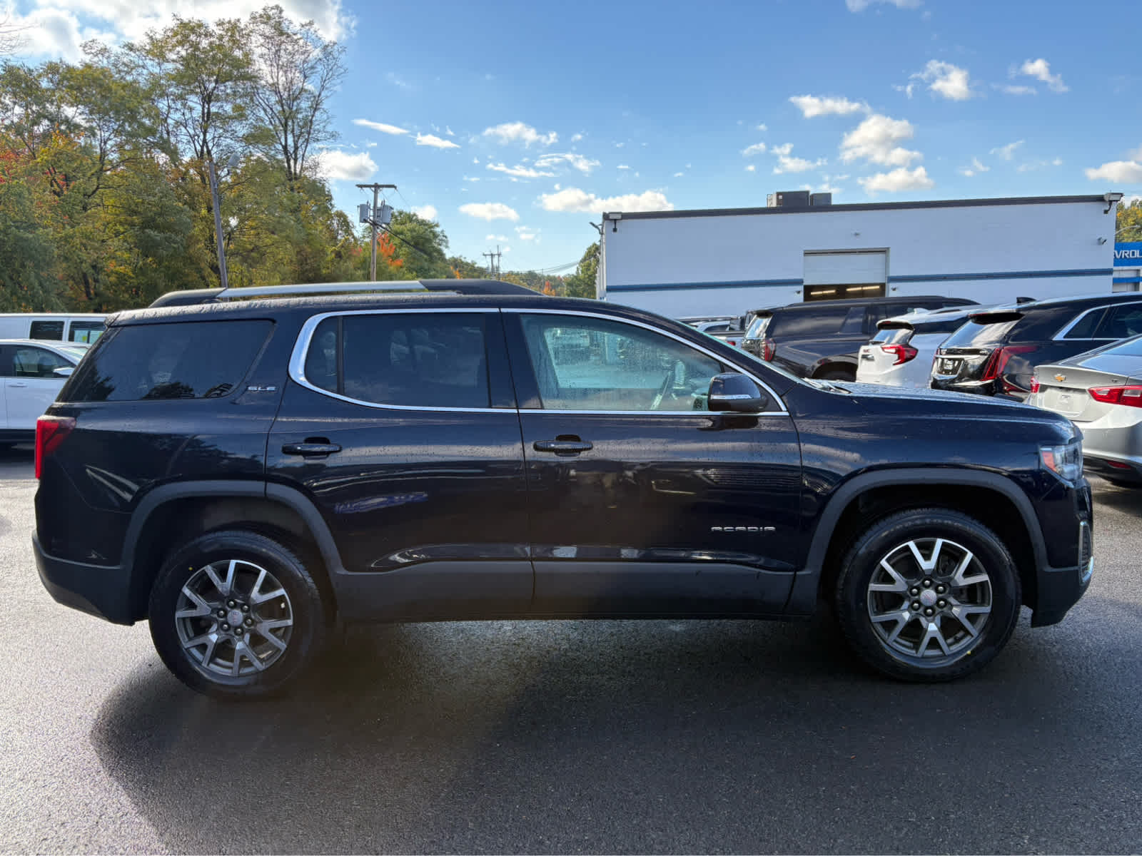 2021 GMC Acadia Base