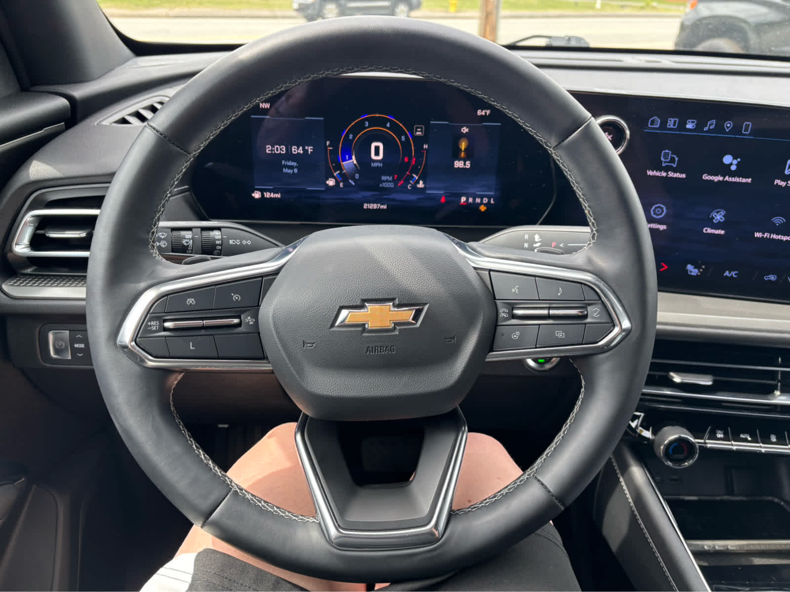 2024 Chevrolet Traverse LS
