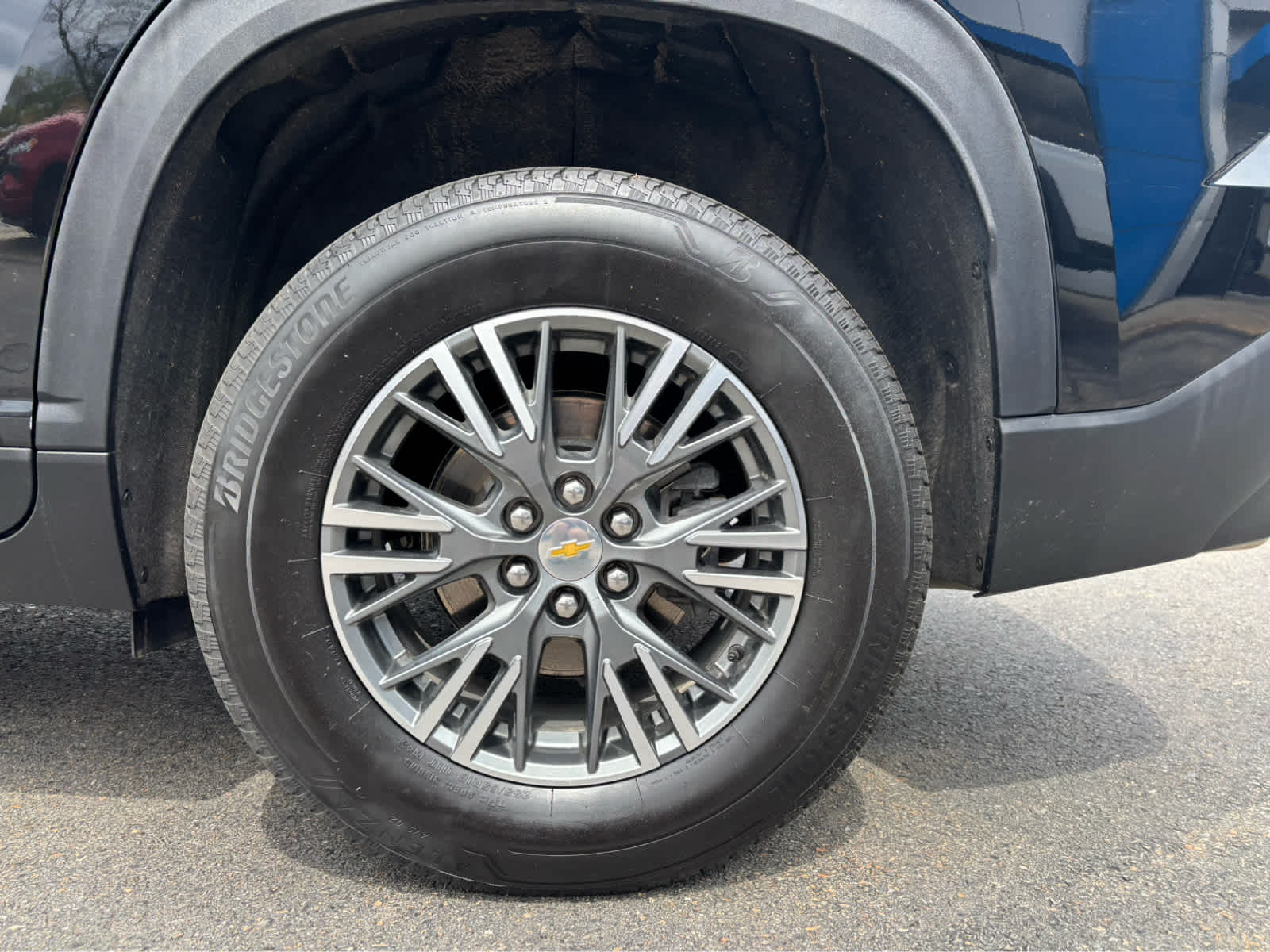 2024 Chevrolet Traverse LS