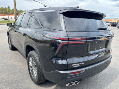 2024 Chevrolet Traverse LS