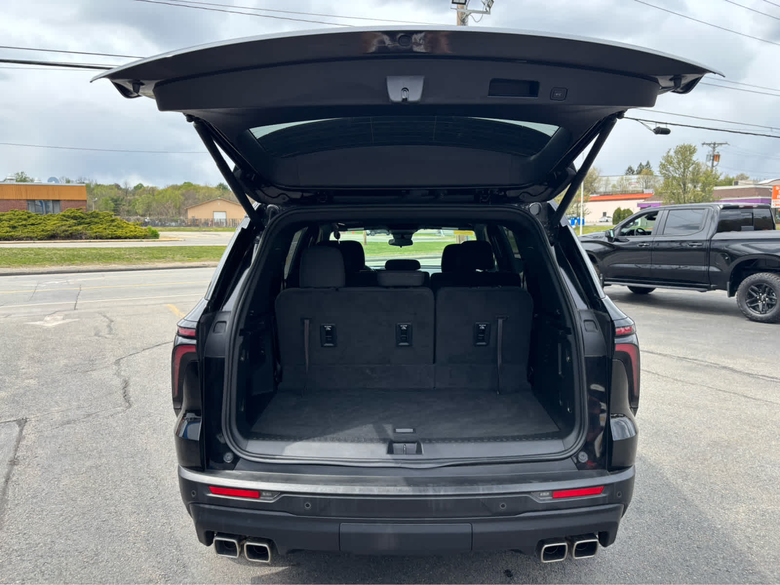 2024 Chevrolet Traverse LS